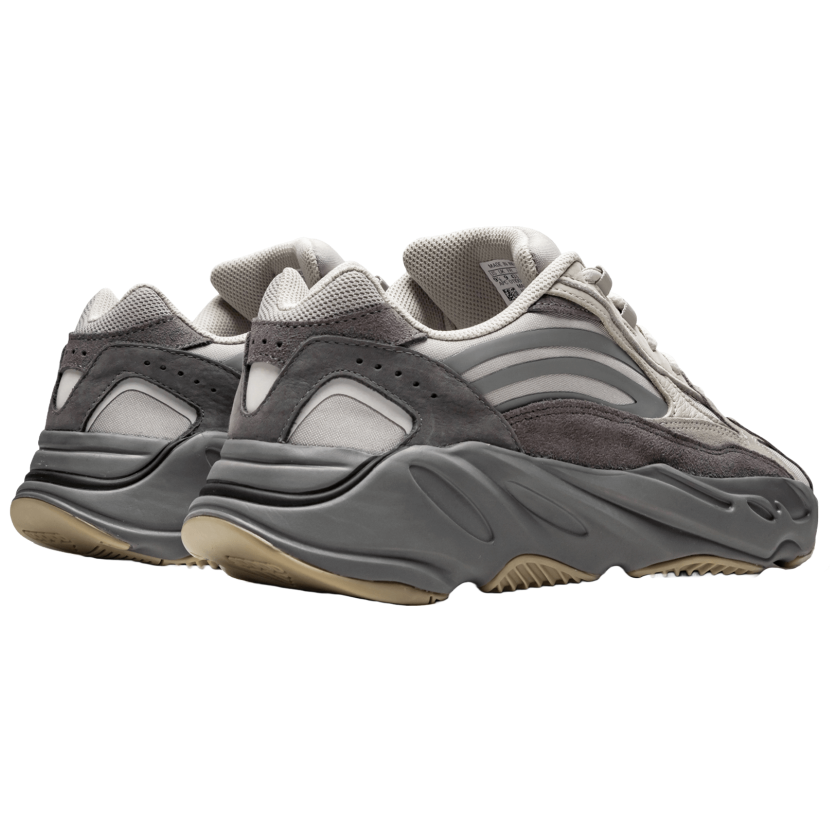 Adidas yeezy top 700 v2 9.1.apk
