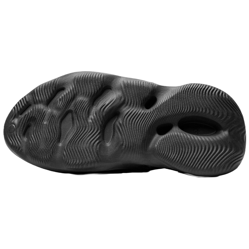 adidas-yeezy-foam-runner-onyx-hp8739-McKickz-05-1