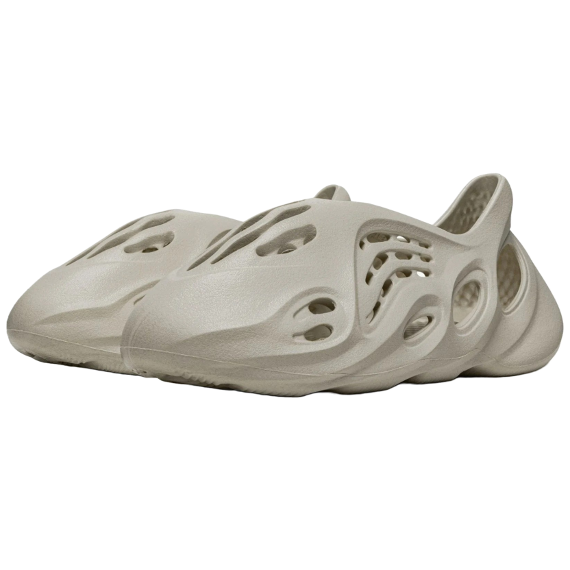 adidas-yeezy-foam-runner-sand-fy4567-McKickz-01-1