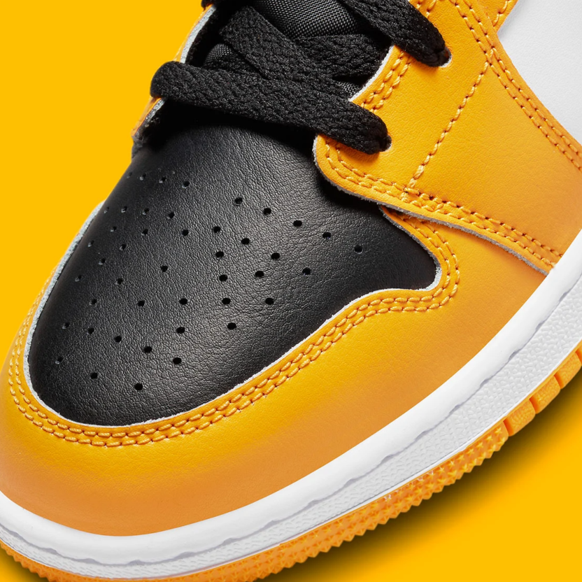 Black and white taxi jordans sales