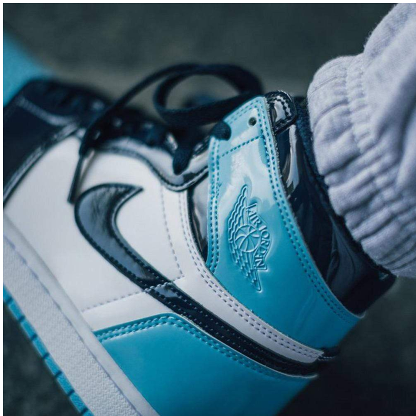 Jordan 1 retro high top og unc blue chill