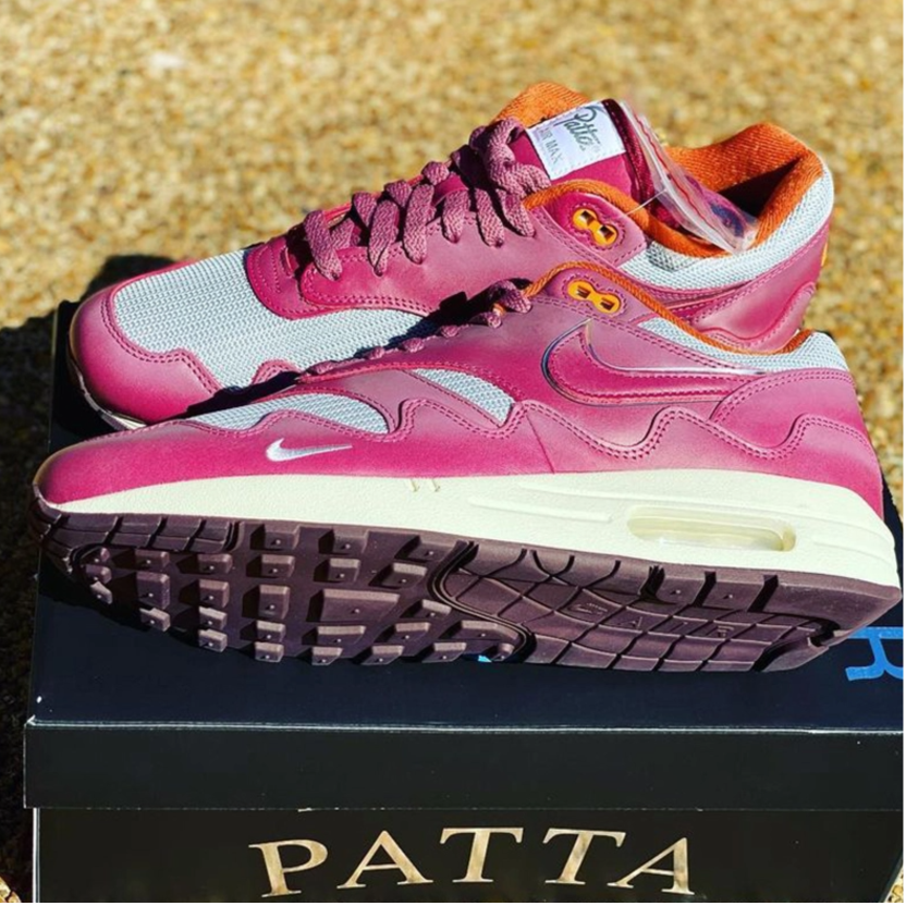 Rush pink top air max 1