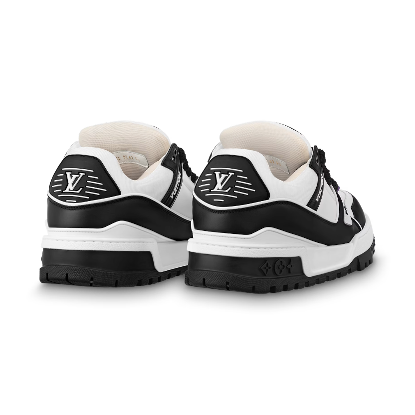 LOUIS VUITTON LV Trainer Maxi Sneaker Black. Size 8