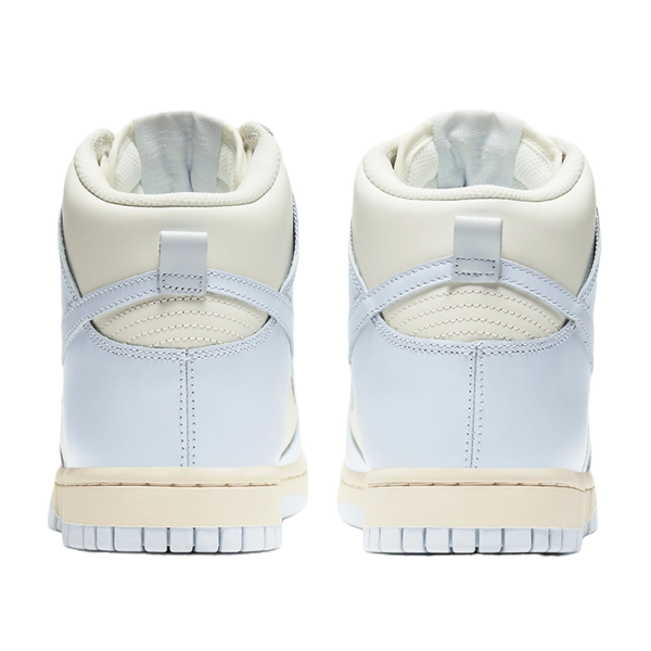 Nike Footwear Nike Wmns Dunk High Football Grey Nike Dunk High