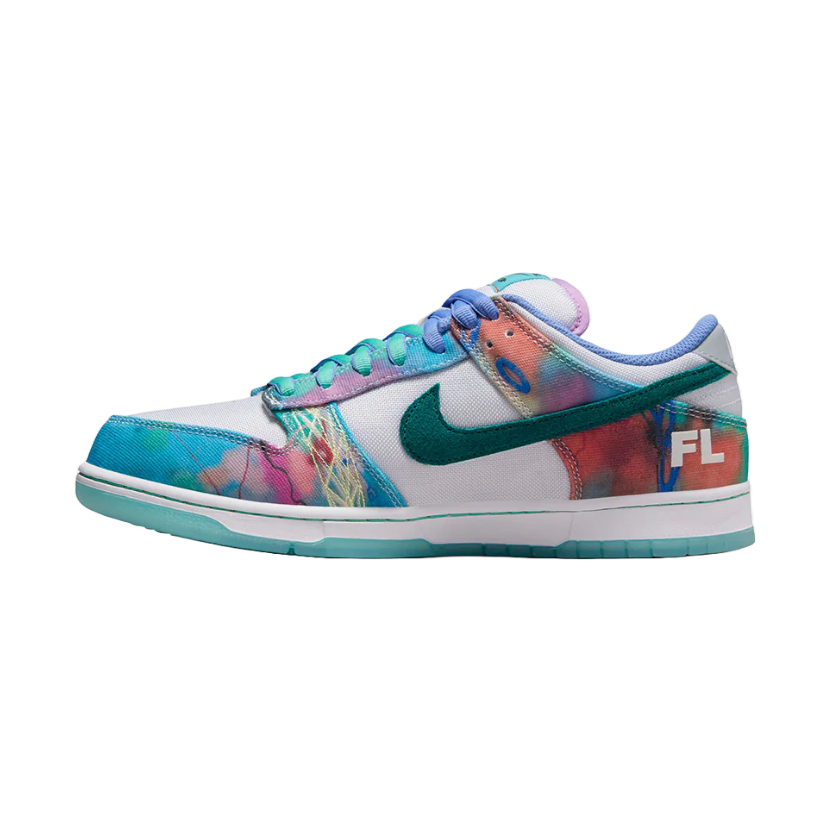 nike-dunk-low-sb-x-futura-laboratories-bleached-aqua-hf6061-400-McKickz-03-3