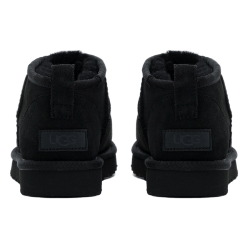 Black low cut uggs deals