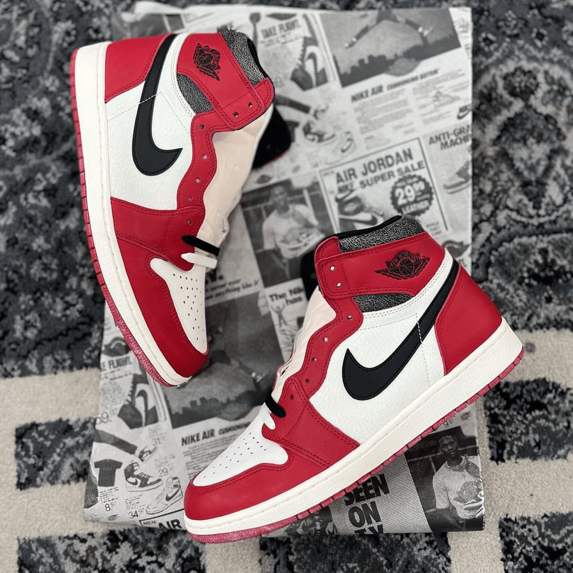 Air Jordan 1 Retro High OG 'Chicago Lost & Found' | DZ5485 612