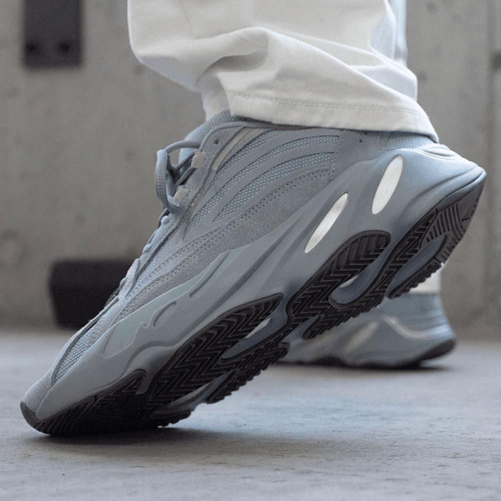 Adidas originals yeezy boost 700 v2 'hospital blue' Clearance