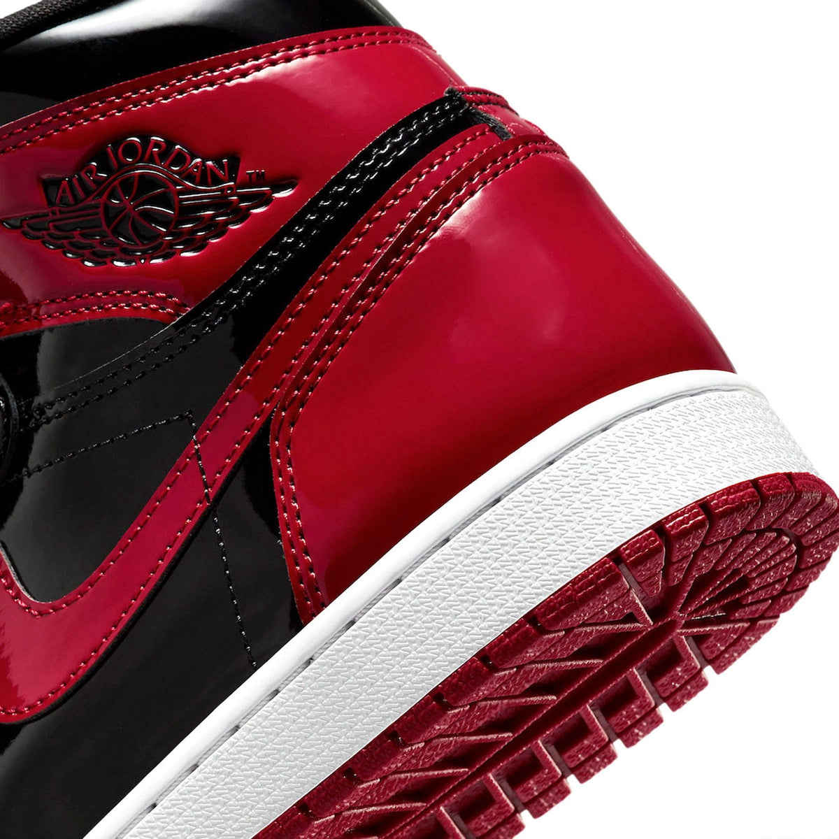 air-jordan-1-retro-high-patent-bred-555088-063-McKickz-09