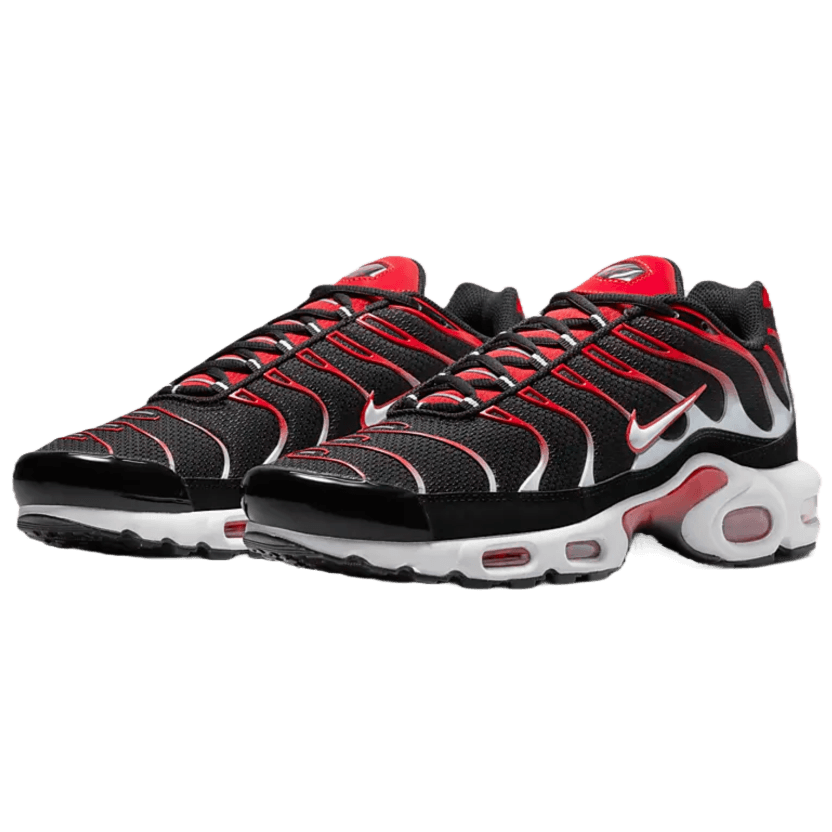 nike-tn-air-max-plus-black-university-red-white-DM0032-004-McKickz-01-1