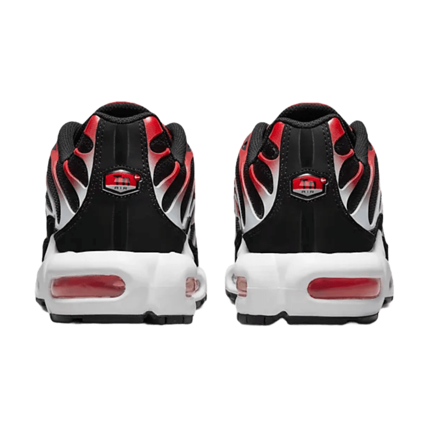 nike-tn-air-max-plus-black-university-red-white-DM0032-004-McKickz-02-1